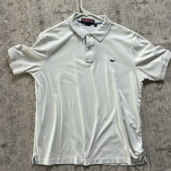 Men’s Vineyard Vines polos - Picture 8 of 15